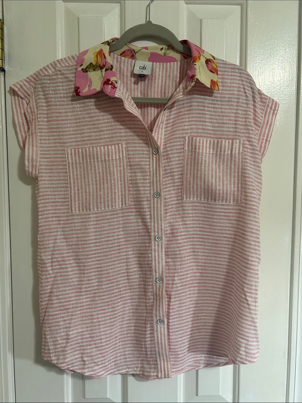 Cabi Pink Striped Short-Sleeve Button Front Top, Size Small, EUC